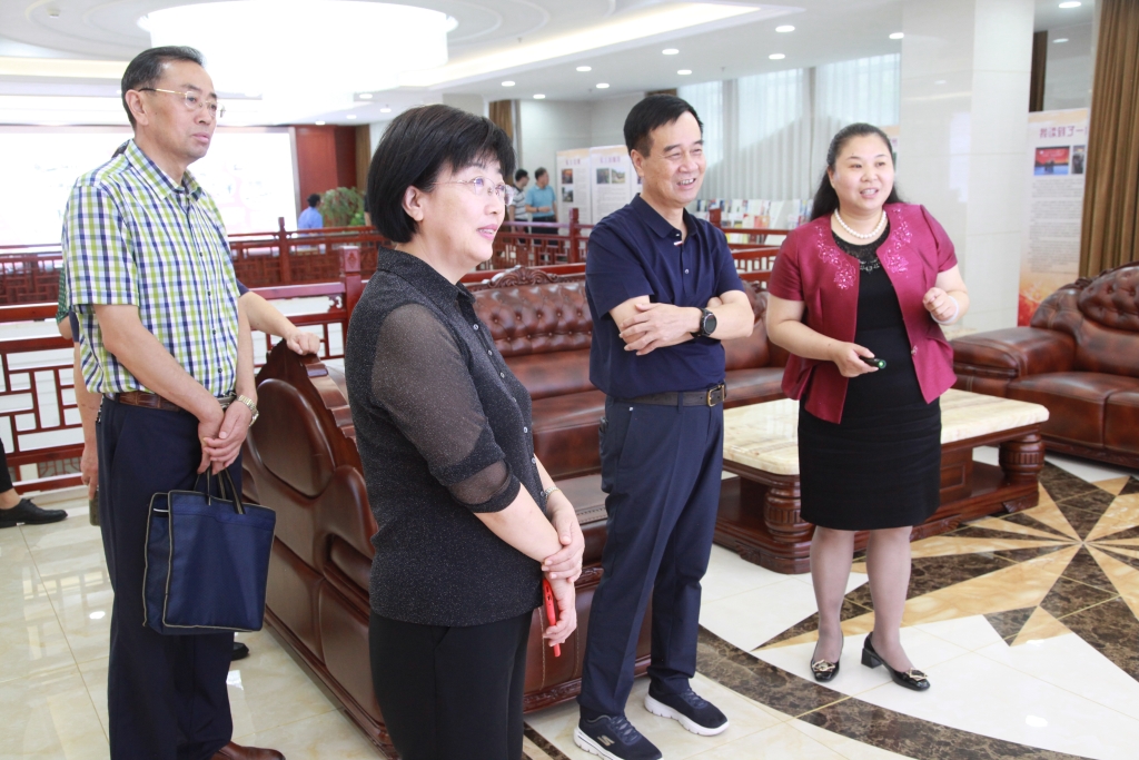 2019年9月17日，連云港市人力資源和社會保障局程曉紅局長蒞臨鷹游集團交流指導